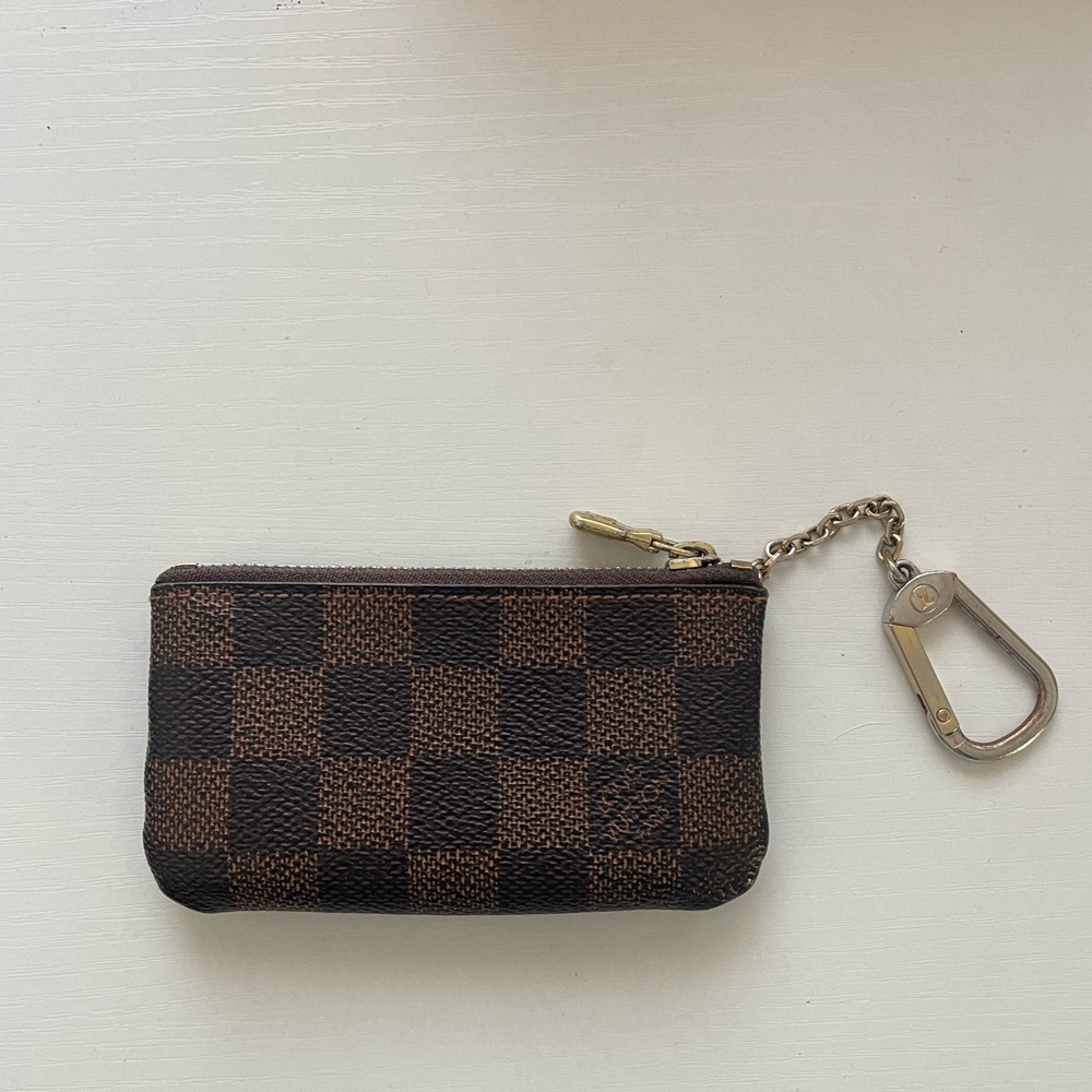 Louis Vuitton key pouch in Damier Ebene